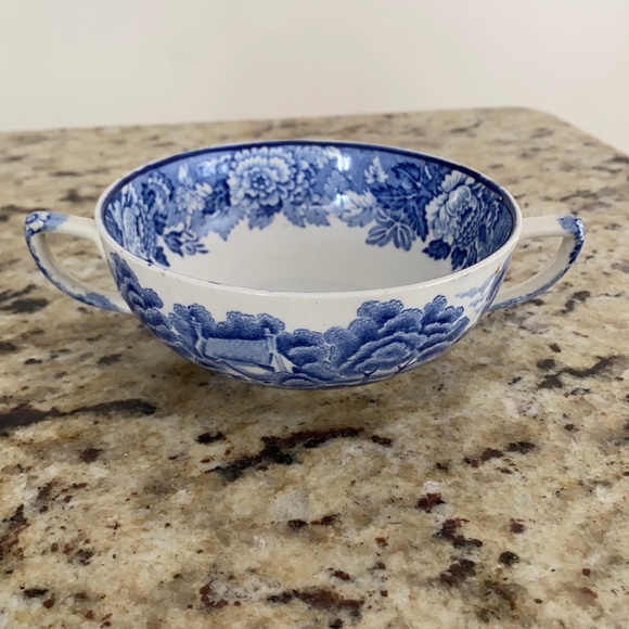 Blue and White Dish - Picture 2 of 4